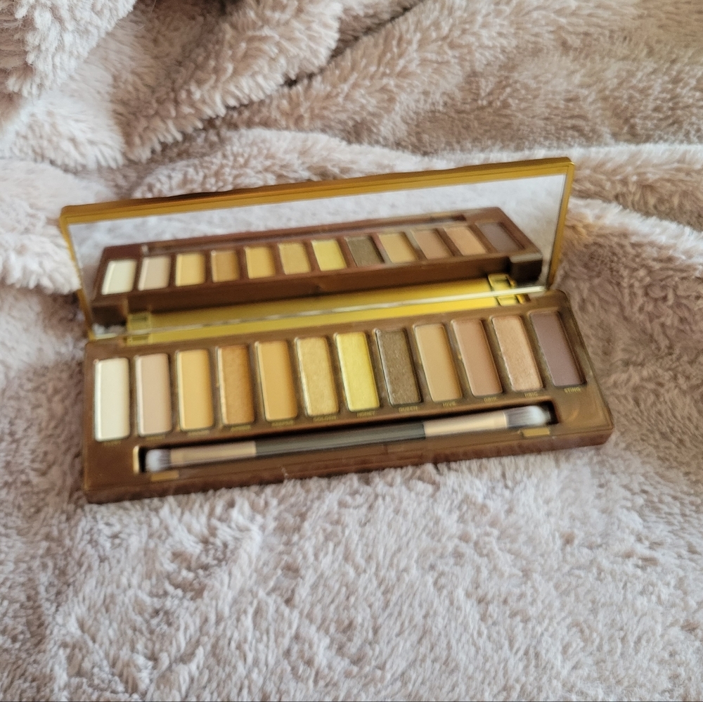 Urban Decay Honey palette